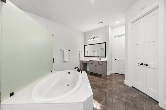 10643 Crystal Spring Drive, Missouri City, TX 77459