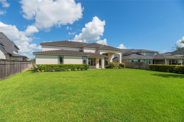 10643 Crystal Spring Drive, Missouri City, TX 77459
