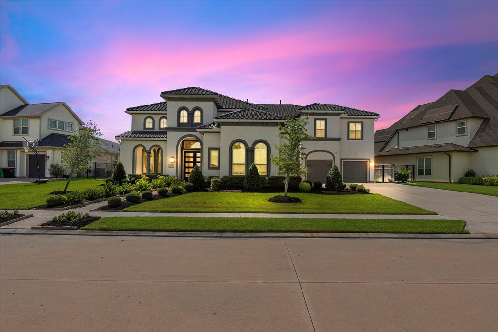10643 Crystal Spring Drive, Missouri City, TX 77459