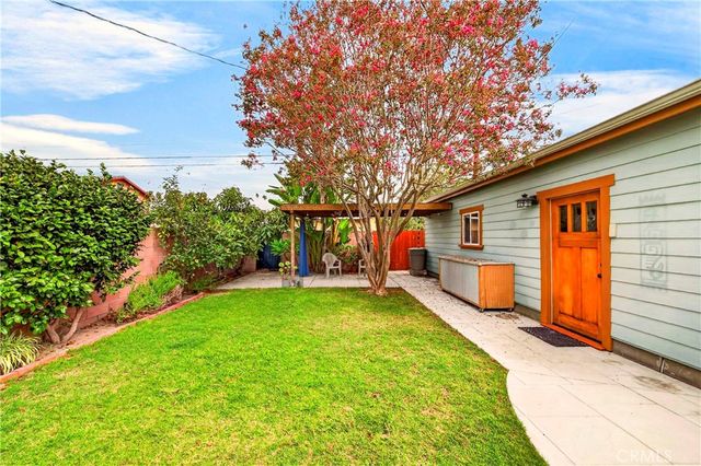 1705 W 52nd, Los Angeles, CA 90062