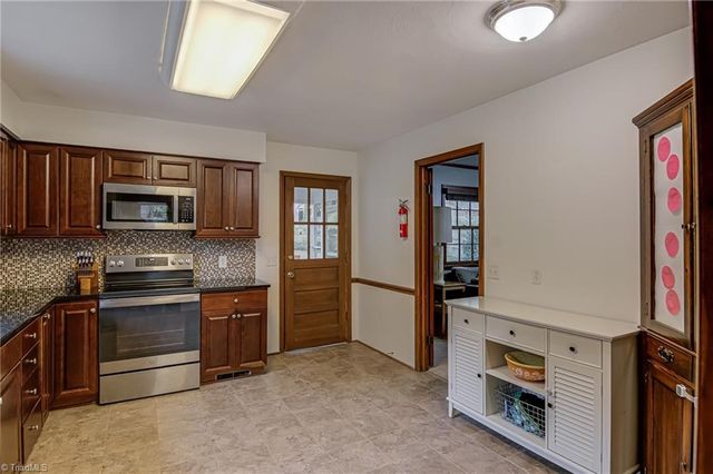 4148 Mill Creek Road, Winston-salem, NC 27106