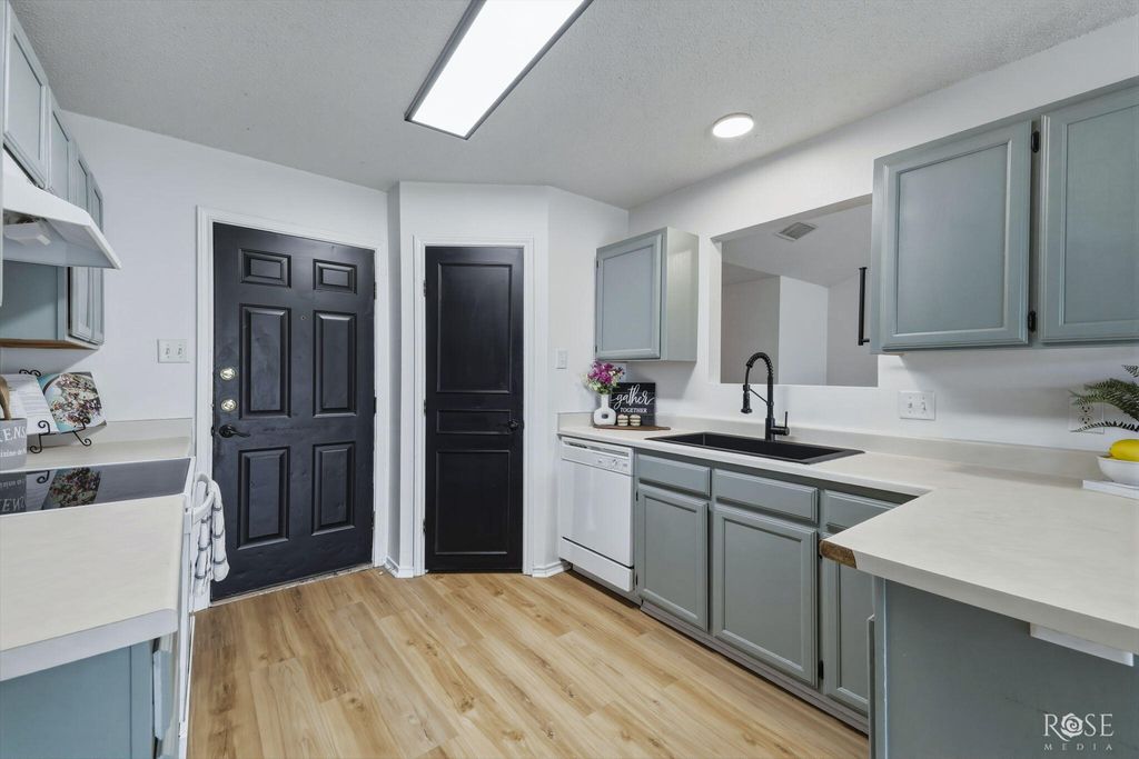 Image 16 of property listing at 1223 Wallace Lane, San Angelo, TX 76905
