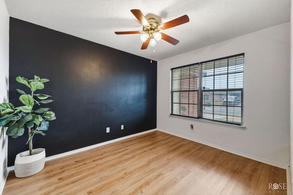 Image 23 of property listing at 1223 Wallace Lane, San Angelo, TX 76905