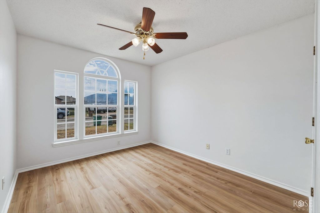 Image 25 of property listing at 1223 Wallace Lane, San Angelo, TX 76905