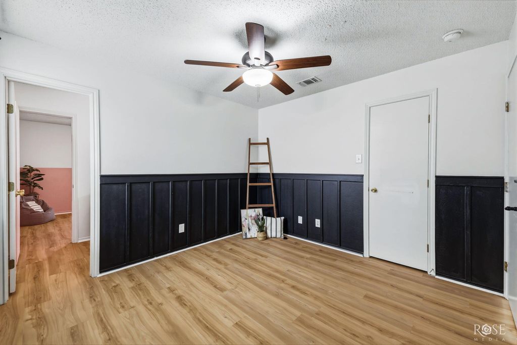Image 27 of property listing at 1223 Wallace Lane, San Angelo, TX 76905