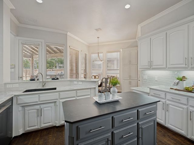 5109 Remington Park Drive, Flower Mound, TX 75028