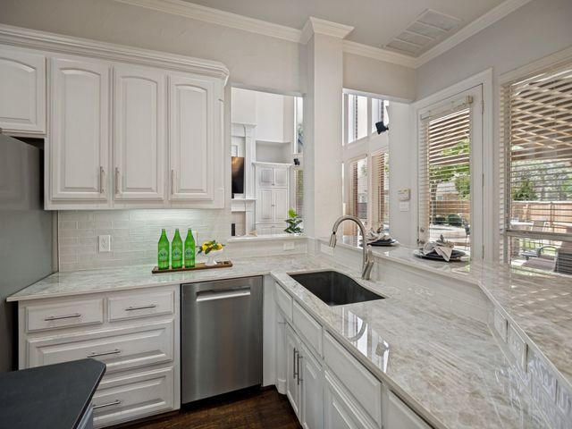 5109 Remington Park Drive, Flower Mound, TX 75028