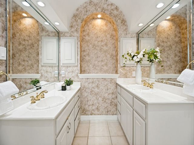 5109 Remington Park Drive, Flower Mound, TX 75028