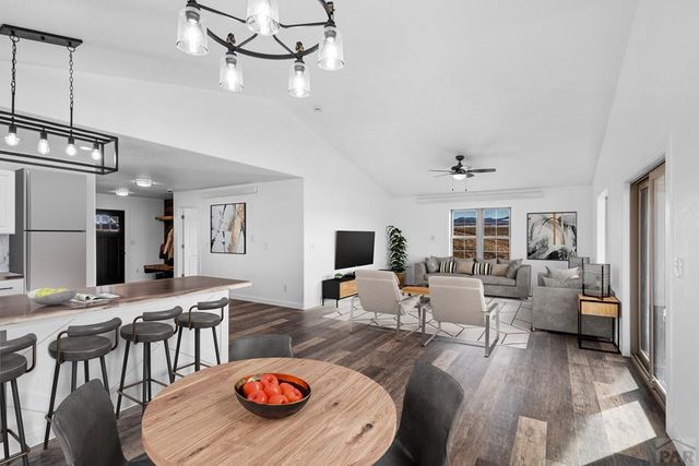 31 Bess St, Westcliffe, CO 81252