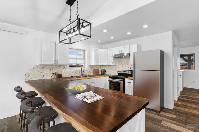 31 Bess St, Westcliffe, CO 81252