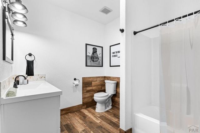 31 Bess St, Westcliffe, CO 81252