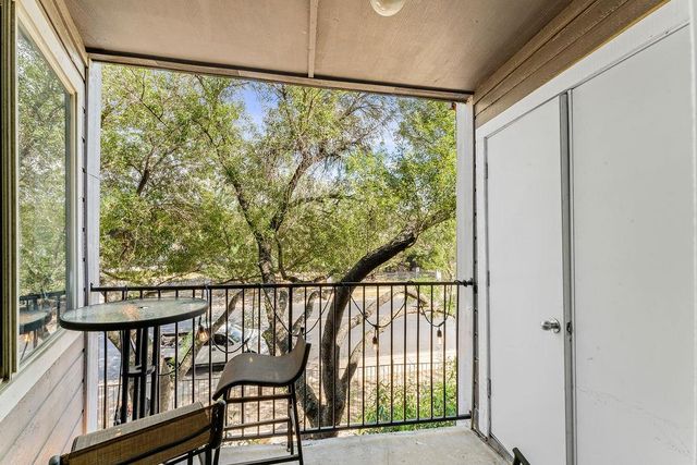 1840 Burton DR 172, Austin, TX 78741