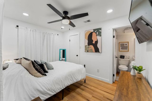 1840 Burton DR 172, Austin, TX 78741