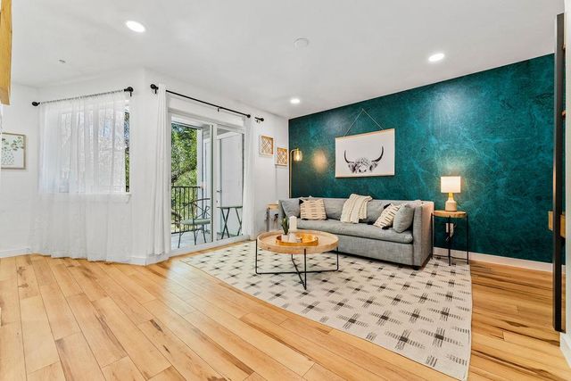 1840 Burton DR 172, Austin, TX 78741