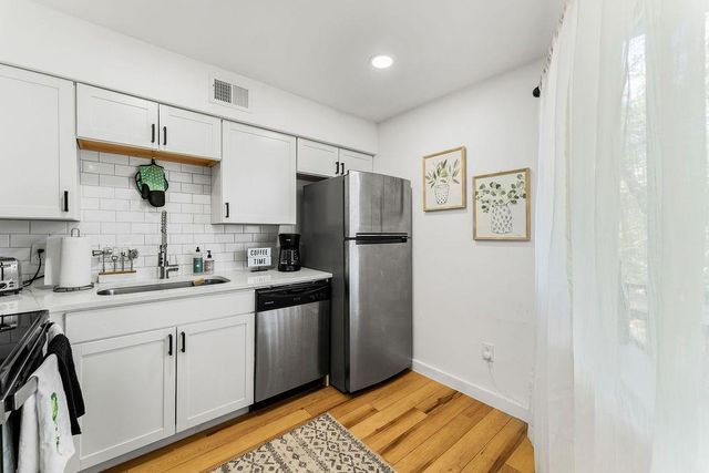 1840 Burton DR 172, Austin, TX 78741