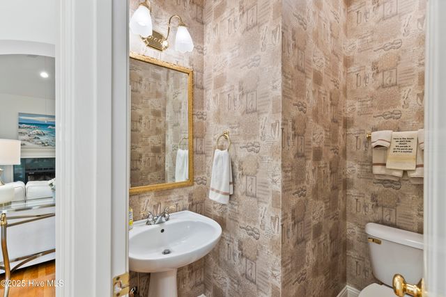 4817 Wedgefield Drive, Wilmington, NC 28409