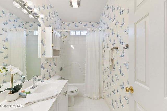 4817 Wedgefield Drive, Wilmington, NC 28409