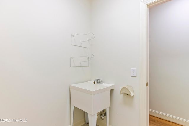 4817 Wedgefield Drive, Wilmington, NC 28409