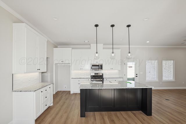 32 BUCKSTON Drive, Canyon, TX 79015