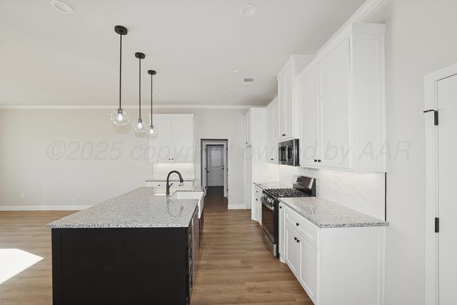 32 BUCKSTON Drive, Canyon, TX 79015