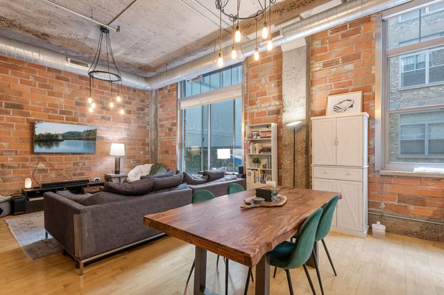 521 S 7th Street 223, Minneapolis, MN 55415