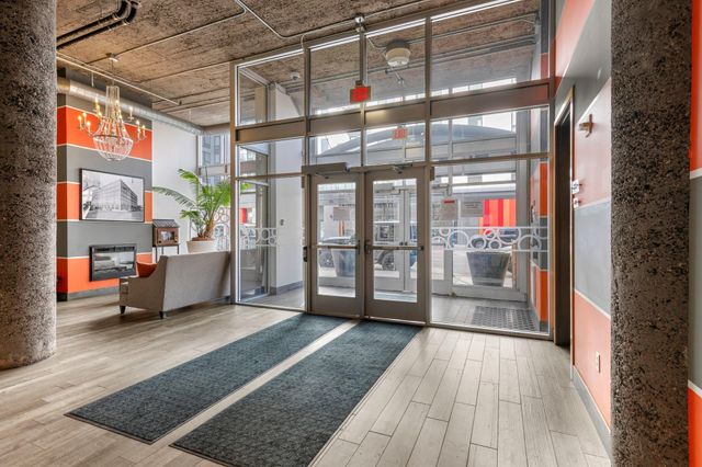 521 S 7th Street 223, Minneapolis, MN 55415