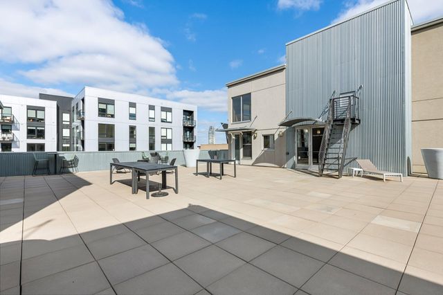 521 S 7th Street 223, Minneapolis, MN 55415