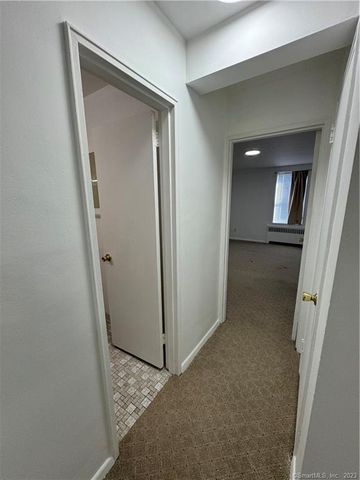 50 Fairview Avenue APT 3A, Norwalk, CT 06850