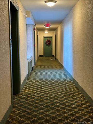 50 Fairview Avenue APT 3A, Norwalk, CT 06850