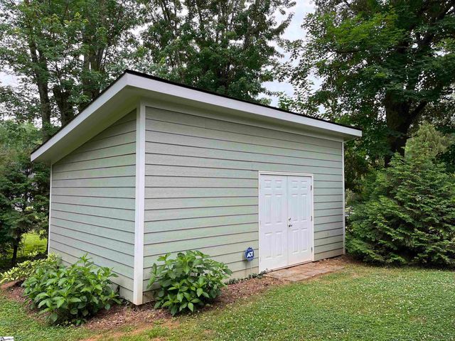 109 Trafalgar Road, Greenville, SC 29617