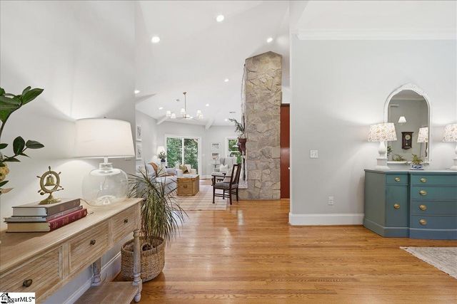 109 Trafalgar Road, Greenville, SC 29617