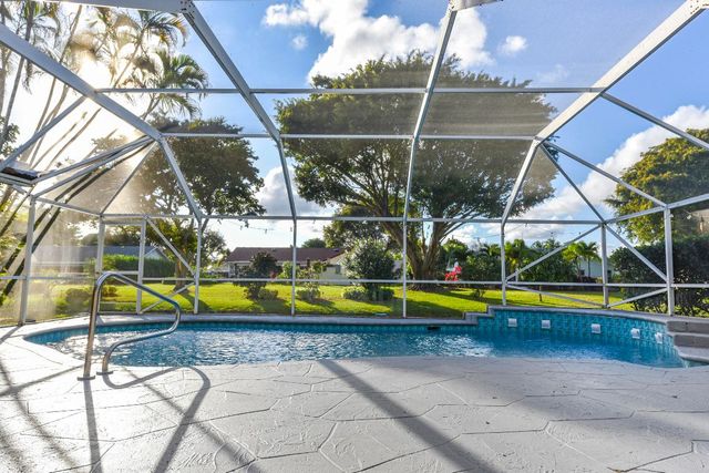 18300 181st Circle S, Boca Raton, FL 33498