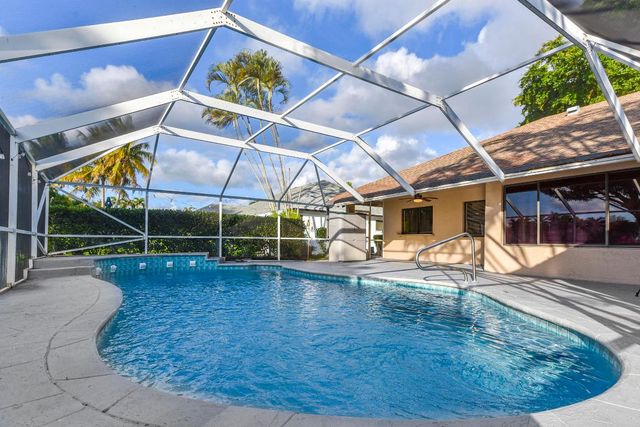 18300 181st Circle S, Boca Raton, FL 33498