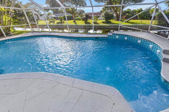 18300 181st Circle S, Boca Raton, FL 33498