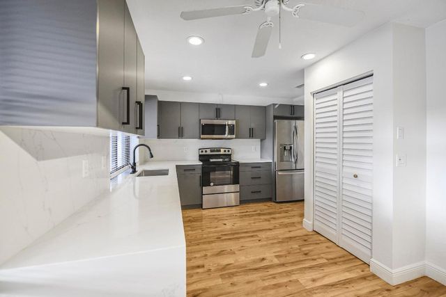 18300 181st Circle S, Boca Raton, FL 33498