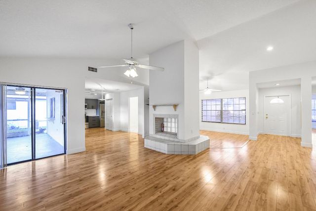 18300 181st Circle S, Boca Raton, FL 33498