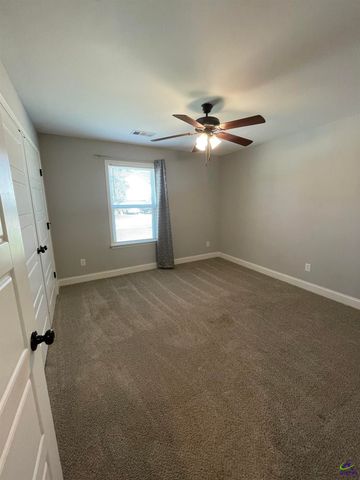 113 Sourwood Lane, Warner Robins, GA 31093