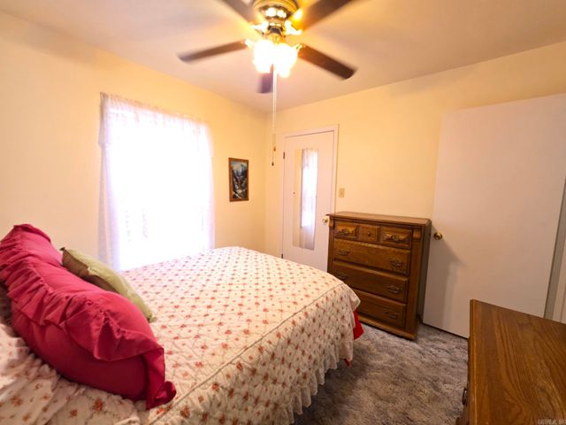 800 N Eve Street, Mena, AR 71953