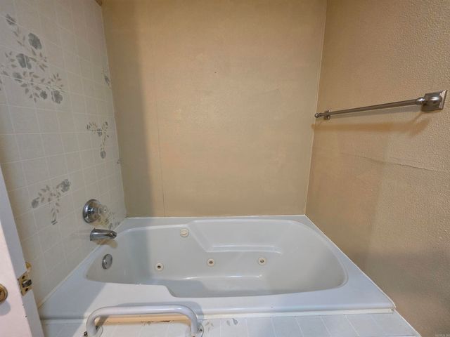 800 N Eve Street, Mena, AR 71953