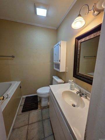 800 N Eve Street, Mena, AR 71953