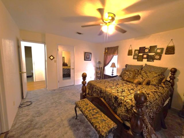 800 N Eve Street, Mena, AR 71953