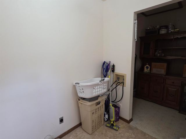 800 N Eve Street, Mena, AR 71953