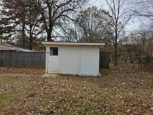 800 N Eve Street, Mena, AR 71953