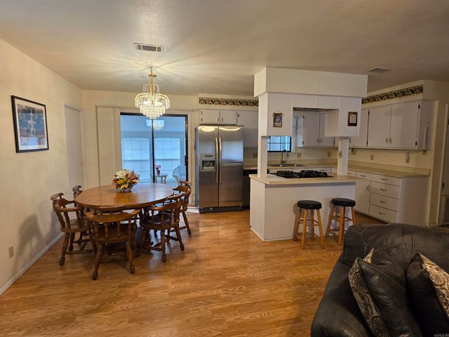 800 N Eve Street, Mena, AR 71953