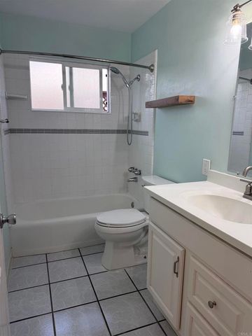 507 Terra Ln, El Cajon, CA 92019