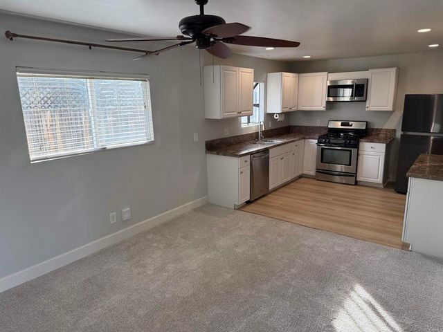 507 Terra Ln, El Cajon, CA 92019