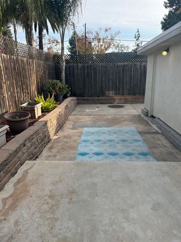 507 Terra Ln, El Cajon, CA 92019