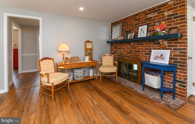 434 WESTWOOD DR, West Deptford, NJ 08096