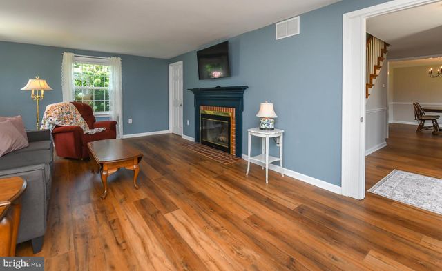 434 WESTWOOD DR, West Deptford, NJ 08096