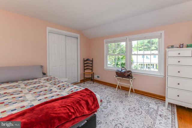 434 WESTWOOD DR, West Deptford, NJ 08096